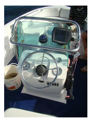 Lancha Tipo Fishing 20 Pes