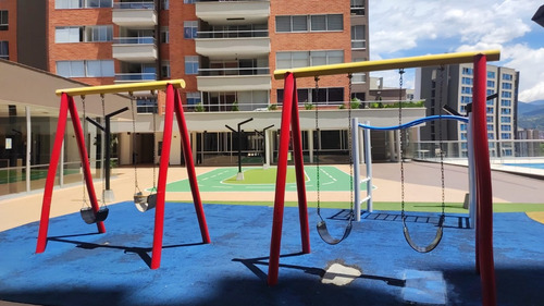 Imagen 8 de 18 de Calasanz / Apartamento En Venta 79mt2