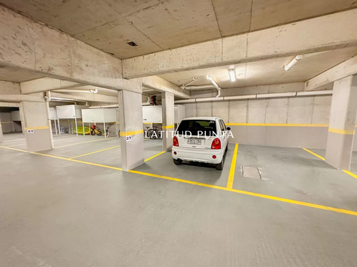 Mansa, Apartamento De 1 Dormitorio Con Amenities