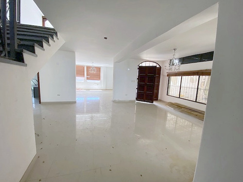 Imagen 4 de 20 de Casa En Venta Prados Del Este Riv#5893 Cp-22-003