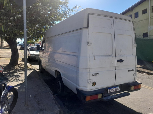 Imagem 2 de 15 de Iveco Daily