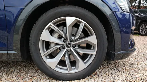 Audi E Trone Suv