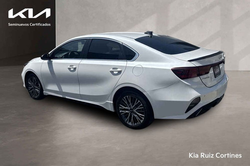 Kia Forte 4p GT Line L4/2.0 Aut