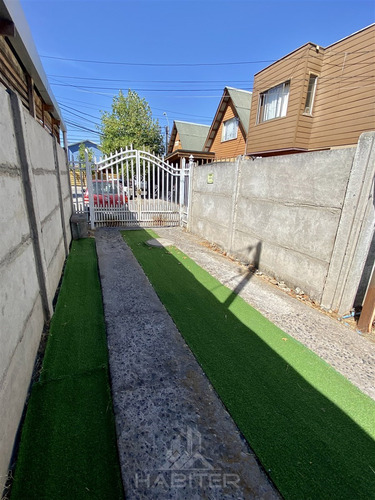Casa En Venta De 3 Dorm. En Curicó, Sector El Boldo