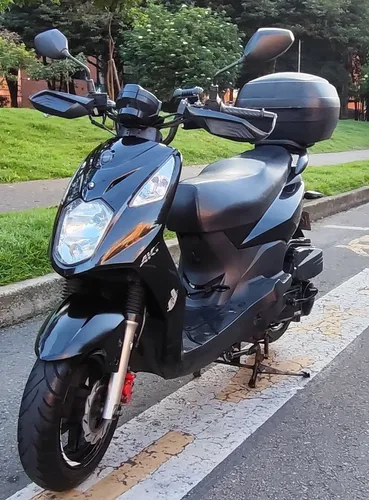 Akt Dynamic R 125