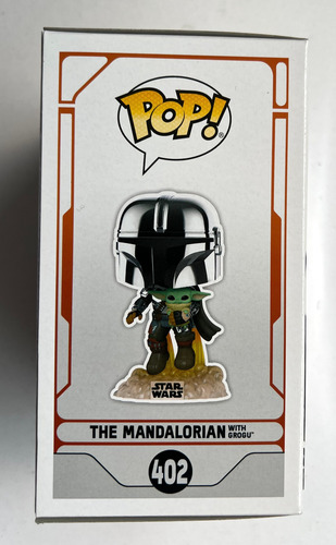 Funko Pop Mandalorian Holding Grogu Pin Chrome 402 Exclusivo