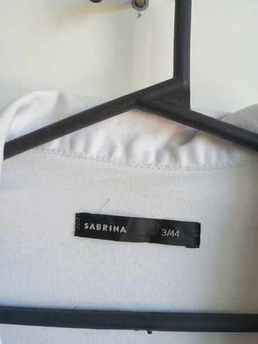 Campera Denim Blanca Sabrina, Talle L (Usado)