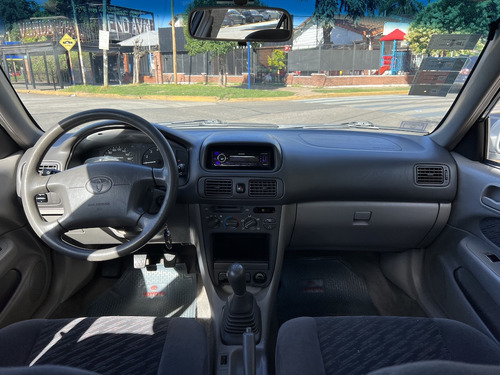 Toyota Corolla 1.8 Xei