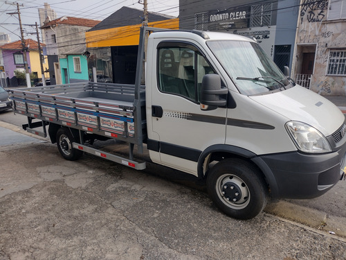 Iveco Daily 35s14 2018 Unico Dono Raro Estado De Conservação