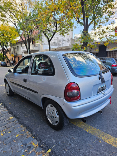 Chevrolet Corsa 1.6 Gl Aa Dh