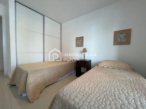 Imagen 23 de 30 de Venta Apto De 2 Dormitorios+ Dependencia En Forest Tower
