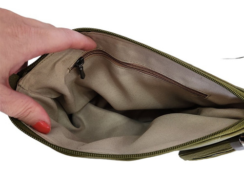 Bolsa Feminina Couro Legítimo Alça Transversal Moda Estilo Acambamento Dos Ferragens Onix Cor Verde-musgo Correia De Ombro Verde Desenho Do Tecido Liso