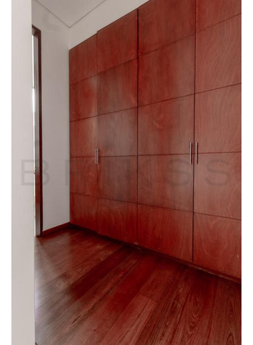 Apartamento En Arriendo/venta En La Cabrera. Cod V6405