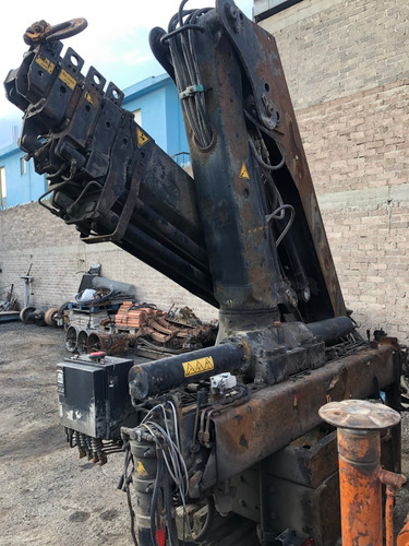 Imagen 9 de 15 de Grua Articulada Hiab 260 Cap 10,000 Kilos 2 Ext Hidrahulicas