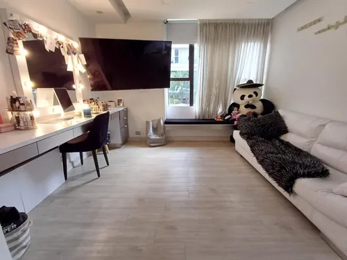 Apartamento En Venta En Poblado El Campestre. Cod V12180