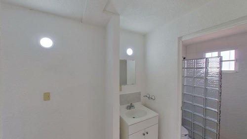 Casa En Condominio, Hacienda Pitahayas 207, Lote 18, Manzana 10, Fraccionamiento Hacienda De La Herradura, Pachuca, Hidalgo, Rf3.