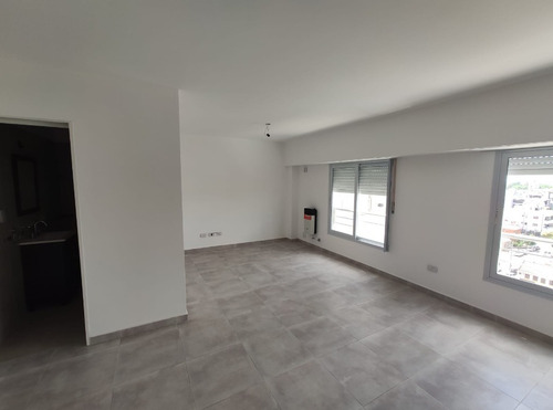 Imagen 6 de 9 de Departamento En Venta En Moron Centro