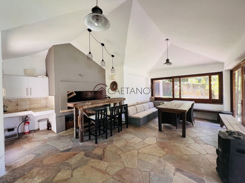Imagen 16 de 24 de Casa En Venta Para Vivir Todo El Año En Punta Del Este Cinco Dormitorios - Punta Del Este Beverly Hills
