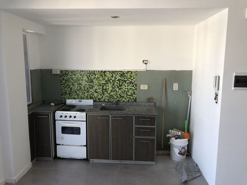 Imagen 7 de 9 de Venta Monoambiente Flores