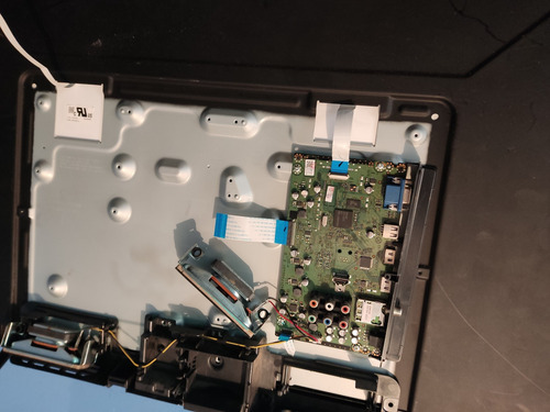 Pantalla Philips Modelo 32pfl2507/f8 Para Piezas Por Pieza (Usado)