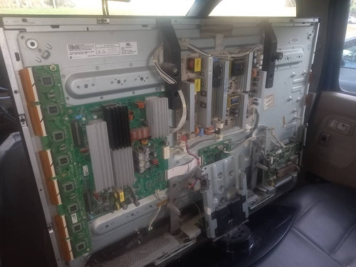 Imagen 2 de 5 de T.v., De 55 Pulgadas Marca LG., Mod. 42pg20r Para Repuestos.