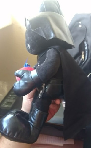 Hallmark Lucasfilm Darth Vader Box Happy Birthday Song Plush (Usado)