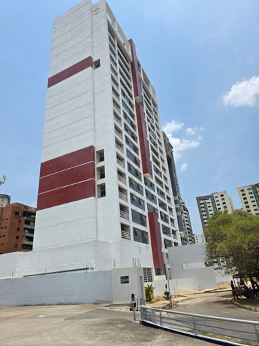 Residencias Element Urb Terrazas Camoruco (al Lado Del Kalea De Valles De Camoruco)