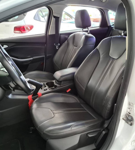 Ford Focus 2.0 Titanium Sedan 16v Flex 4p Powershift