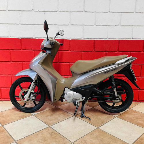 Imagem 2 de 6 de Honda Biz 125i - 2019 - Financiamos - Km 26.000