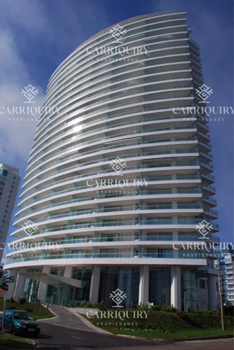 Apartamento En Alquiler Temporario Playa Mansa 2 Dormitorios