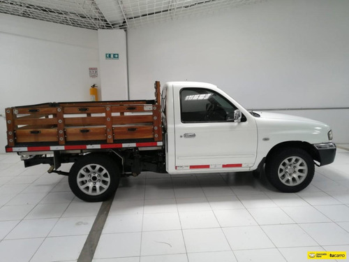 Mazda B2200 2.2