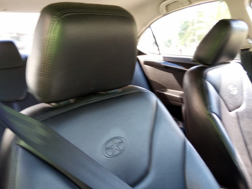 Jac J5 1.5 16v 4p