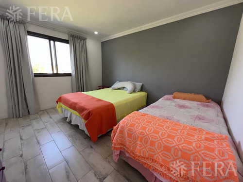 Imagen 23 de 26 de Venta Casa 4 Ambientes Con Galería Con Parrilla Y Fondo Libre Con Piscina En La Candida (30702)