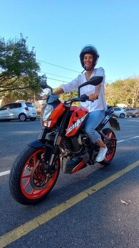 Clases De Moto Principiantes 150c.c . Alquiler Moto Exámen