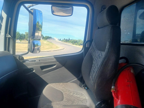 Mercedes-benz Atego 1418 2015