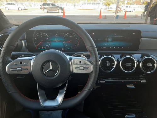 Mercedes- Benz Cla 180 Amg Line