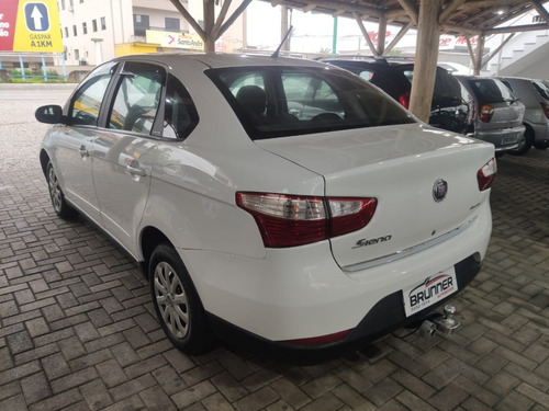 Imagem 5 de 11 de Fiat Grand Siena Attractive 1.4 - 2014