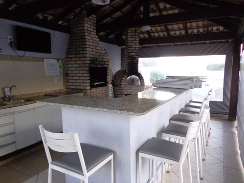 Apartamento 2 Dorms. Sendo 1 Suíte Com Sacada E Condomínio Clube No Monte Castelo Próx. A Havan
