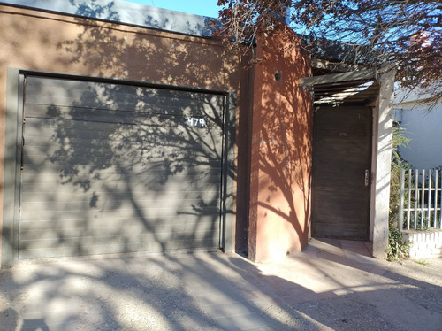 2 Casas Por El Precio De 1, En Venta, Barrio Mafekin, Oportunidad Ideal Para Renta.