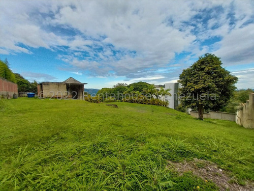 Imagen 6 de 8 de Oportunidad De Desarrollar El Hogar De Tus Sueños En Este Terreno Ubicado Cerca De Las Caballerizas. Sm Mls #23-5498