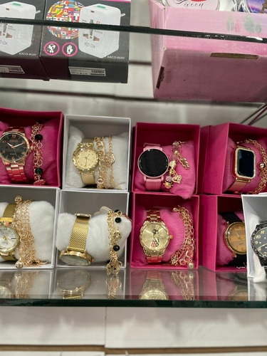 Imagen 2 de 5 de Relojes Con Pulsera En Caja