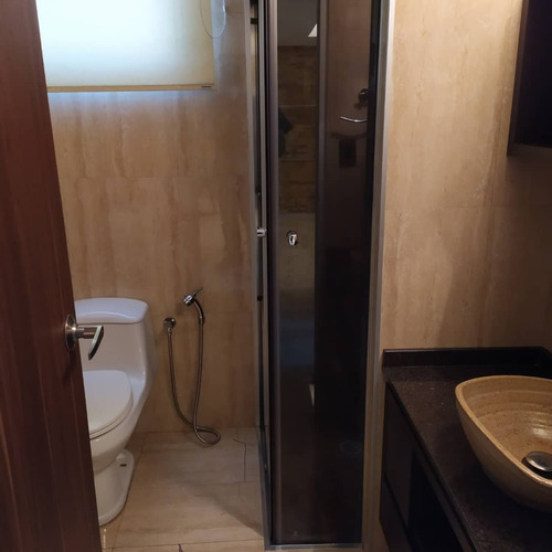 Imagen 11 de 14 de Apartamento Remodelado Con Balcon En Alquiler En Las Mercedes 120mts