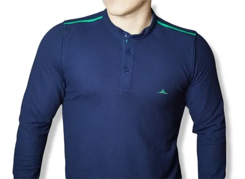 Playera manga online larga cuello mao