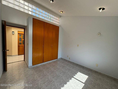 Casa En Venta En Tlalpan Prados Coapa Calle San Juan De Dios 24-3739 Cr