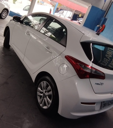 Imagem 9 de 15 de Hyundai Hb20 2018 1.0 Confort Plus Flex 5p