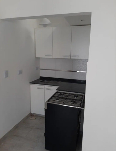 Imagen 4 de 9 de Ph 2 Ambientes Reciclado