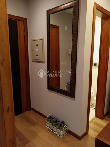 Imagem 9 de 12 de Sala/conjunto - Auxiliadora - Ref: 327522 - V-327522