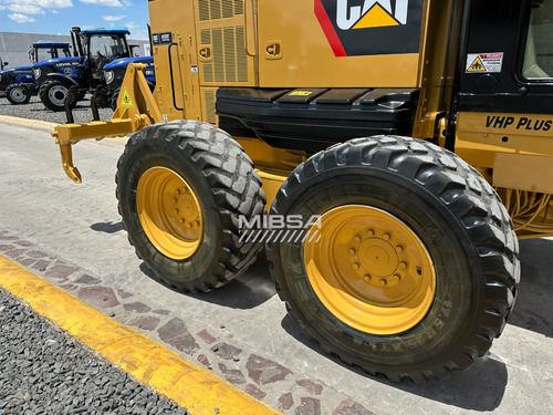 Motoconformadora Caterpillar/john Deere/jcb