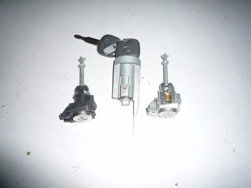 Imagen 2 de 3 de Kit De Cilindros D Llaves Terios Bego 2007-2014 Original. A2