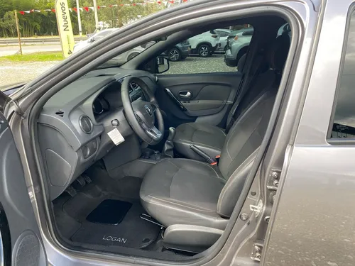 Renault Logan LIFE + MT 1.6 4X2